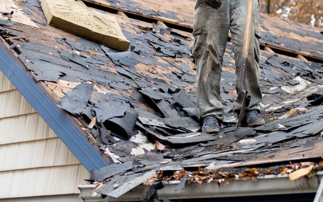 Finding the Best Contractor for Roofing Repair